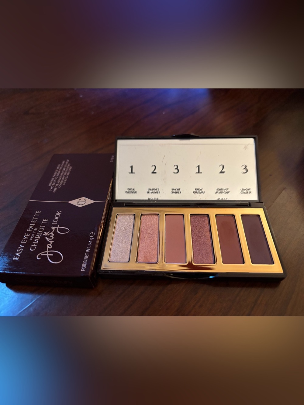 Charlotte Tilbury EASY EYE PALETTE
CHARLOTTE DARLING
